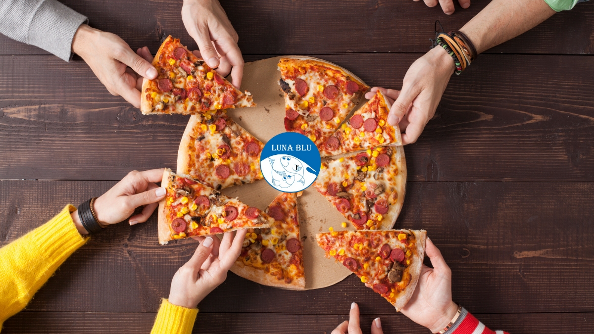 GiroPizza ogni giorno al RistoPizzeria LUNA BLU Parma | PARMA Forno a Legna Musica Parcheggio Wifi Cucina Casalinga e per Bambini Dehors