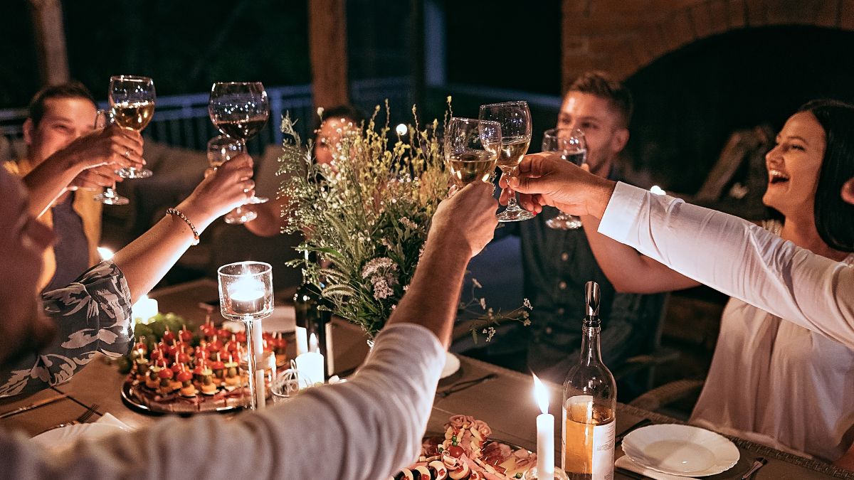 Rientro dalle vacanze con una spettacolare Cena all'aperto a Parma: solo con LUNA BLU! | RistoPizzeria LUNA BLU | Forno a Legna Musica Parcheggio Wifi Cucina Casalinga e per Bambini Dehors